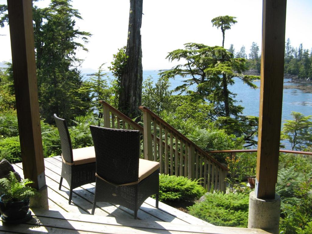 Reef Point Oceanfront Bed And Breakfast Ucluelet Cameră foto