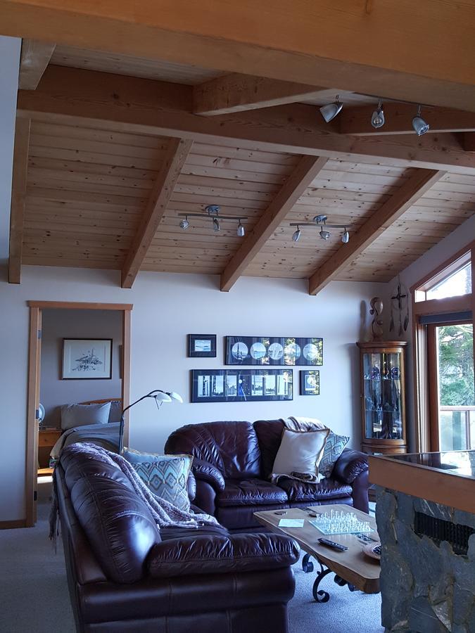 Reef Point Oceanfront Bed And Breakfast Ucluelet Exterior foto
